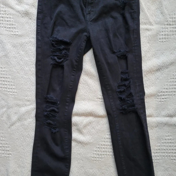 Black Distressed  "Le Skinny De Jeanne" Jean-Frame - Picture 5 of 11